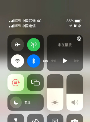大邑苹果手机维修分享iPhone双卡信号解决办法 